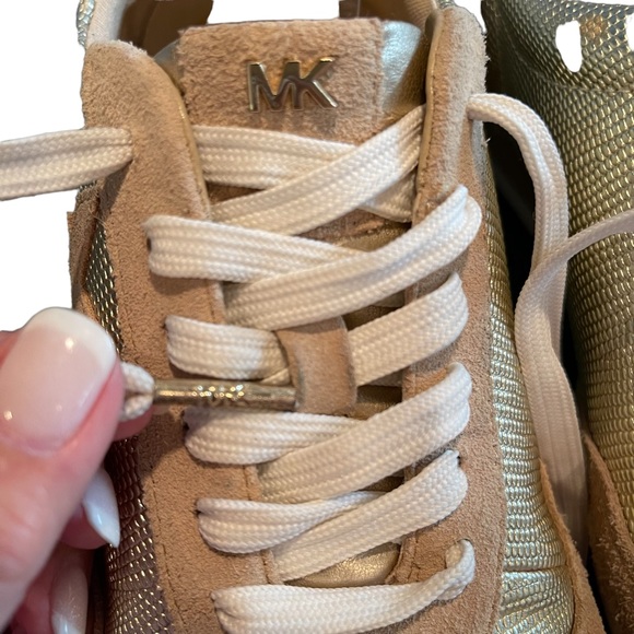 MICHAEL KORS STANTON TRAINER - Picture 7 of 11